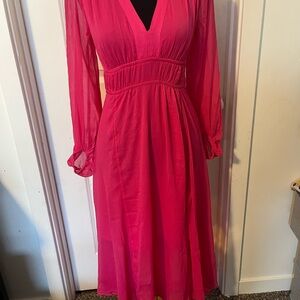 Elegant Pink V-Neck Dress